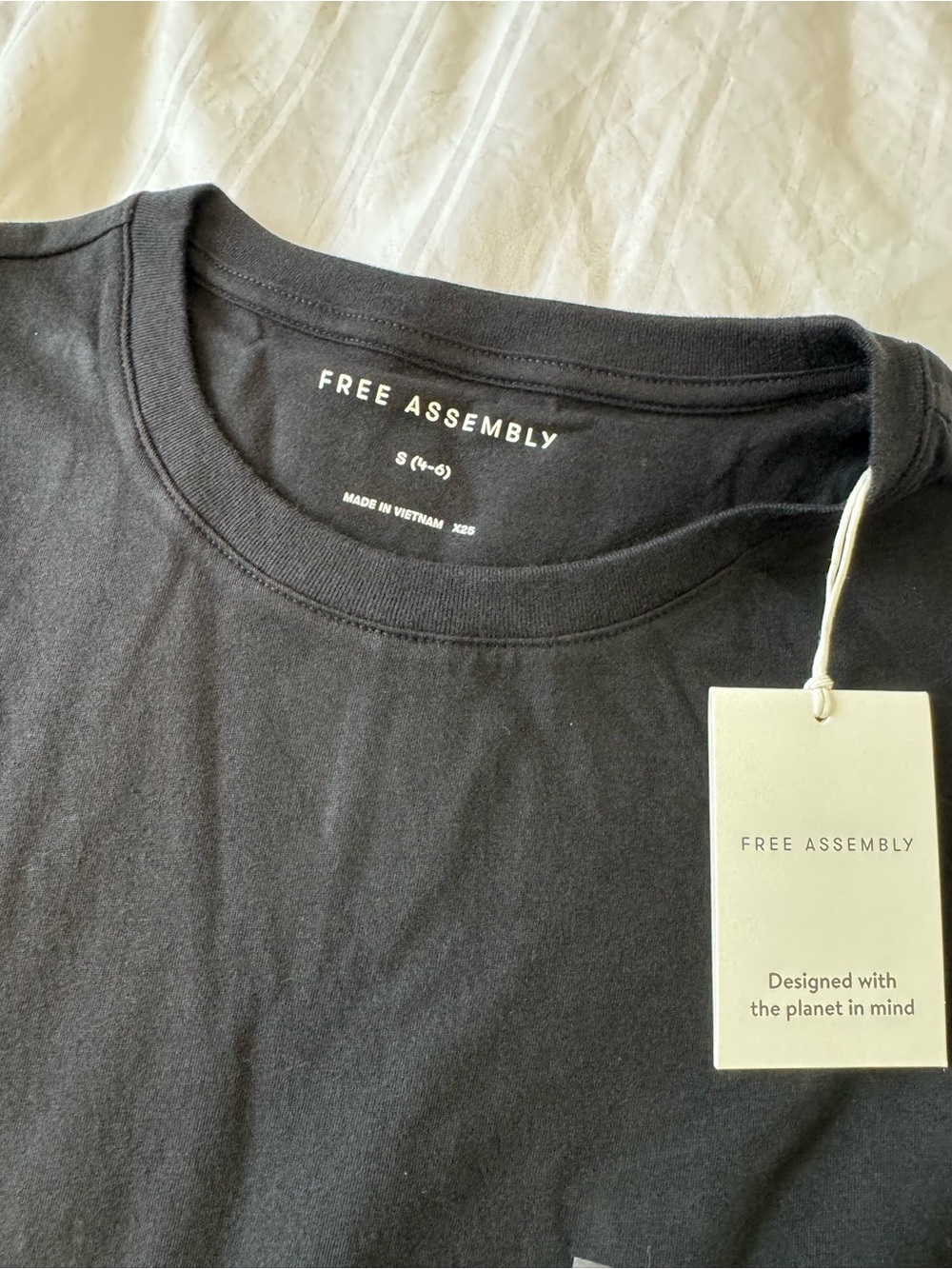 Free Assembly Women’s Black Short Sleeve Crew Tee